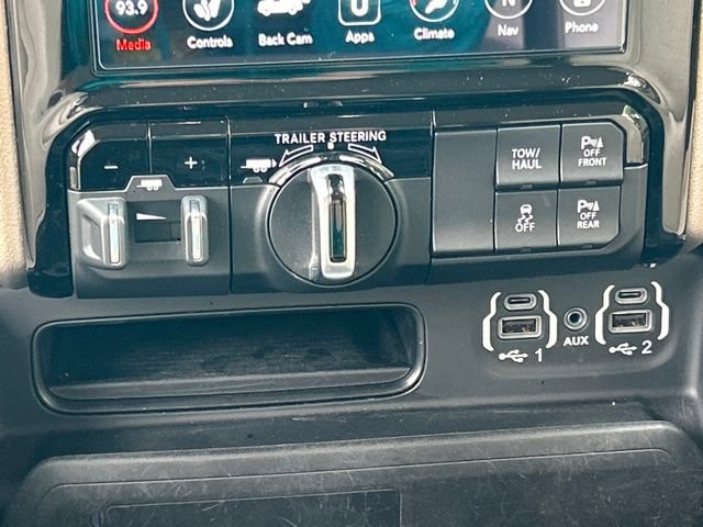 Used 2021 RAM 1500 Laramie AWD/4WD image 56