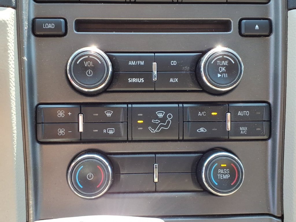 Used 2011 Ford Taurus SEL w/ 201A Rapid Spec Order Code FWD image 22