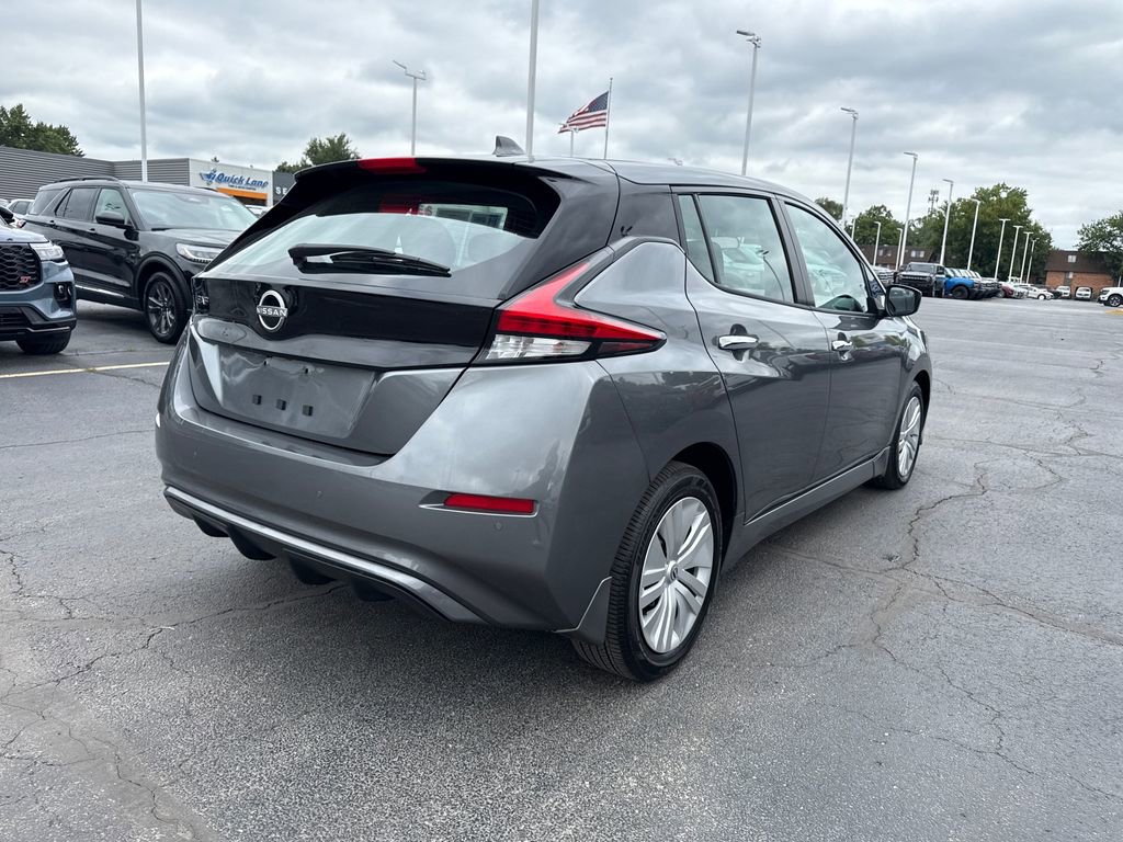Used 2023 Nissan Leaf S image 7