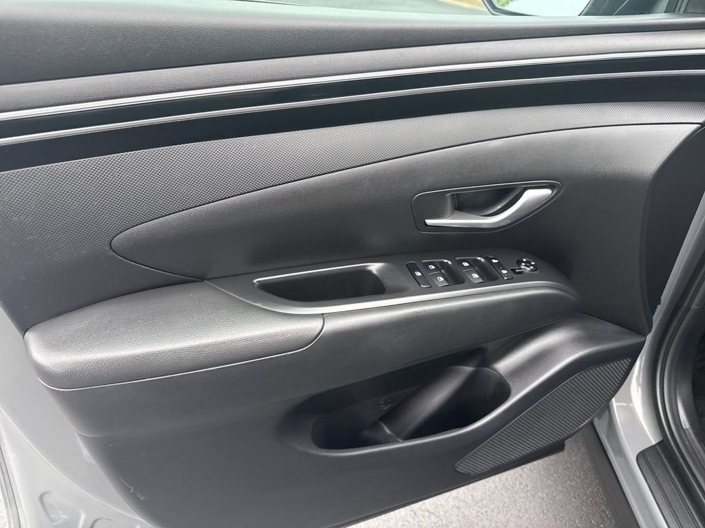 Certified 2024 Hyundai Tucson SEL AWD/4WD image 9