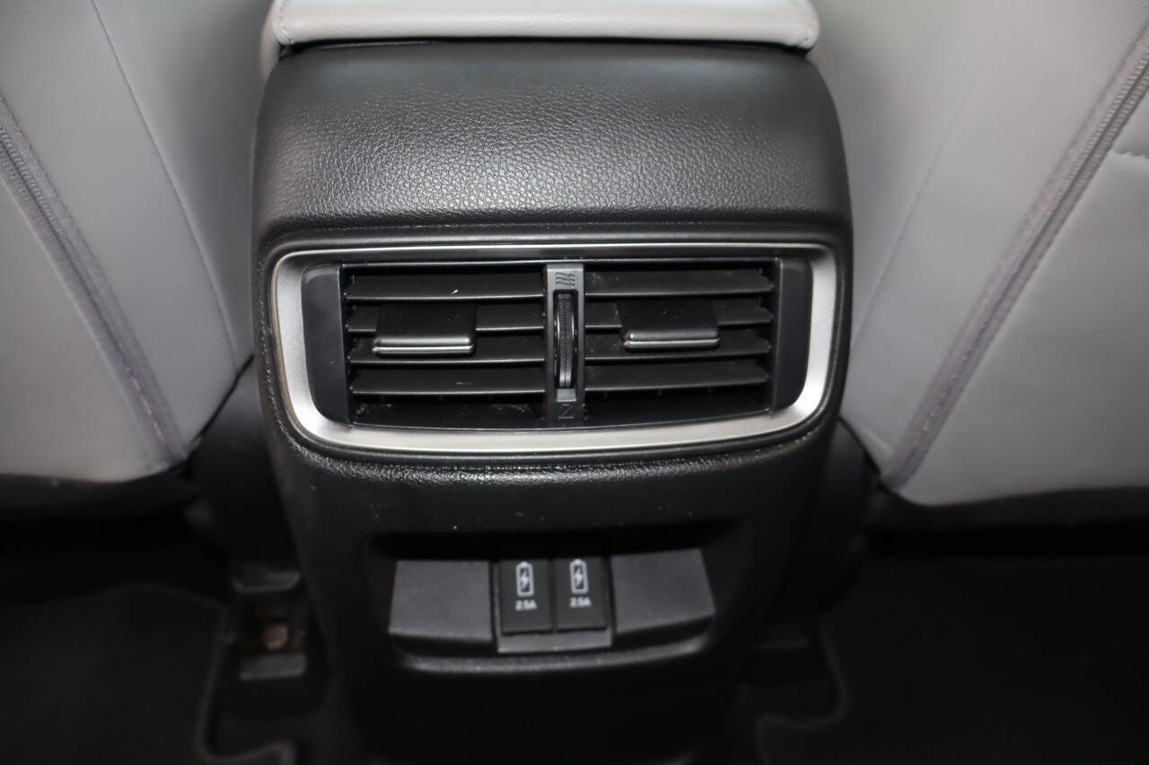 Used 2017 Honda CR-V Touring image 13