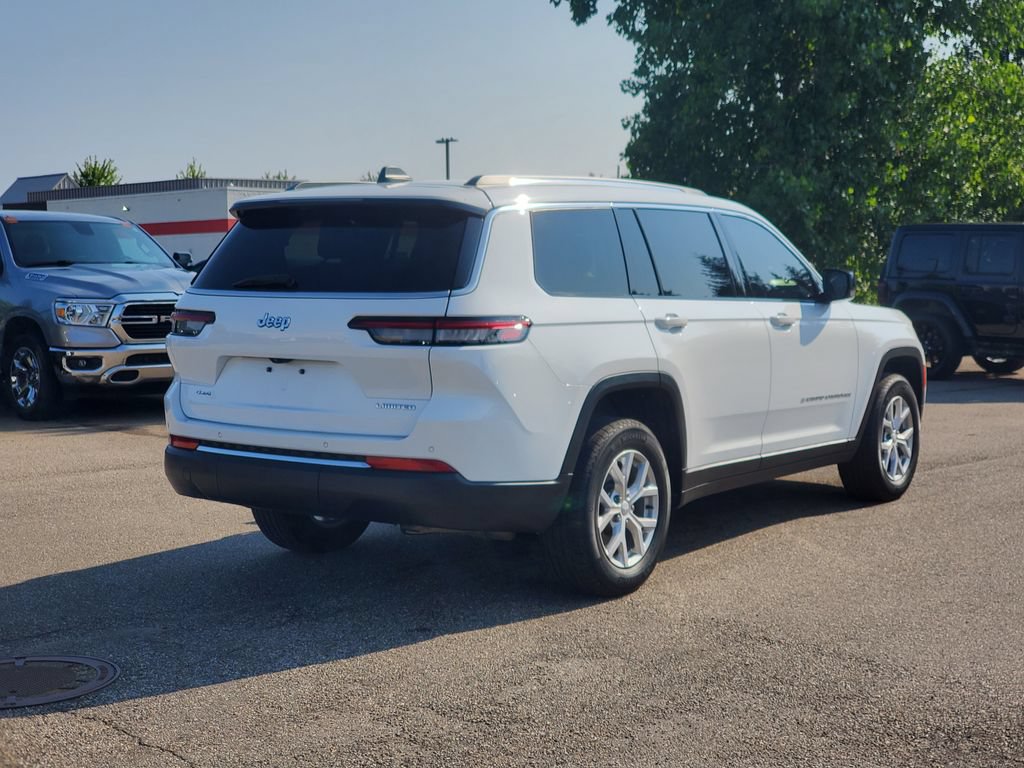 Used 2023 Jeep Grand Cherokee L Limited AWD/4WD image 4