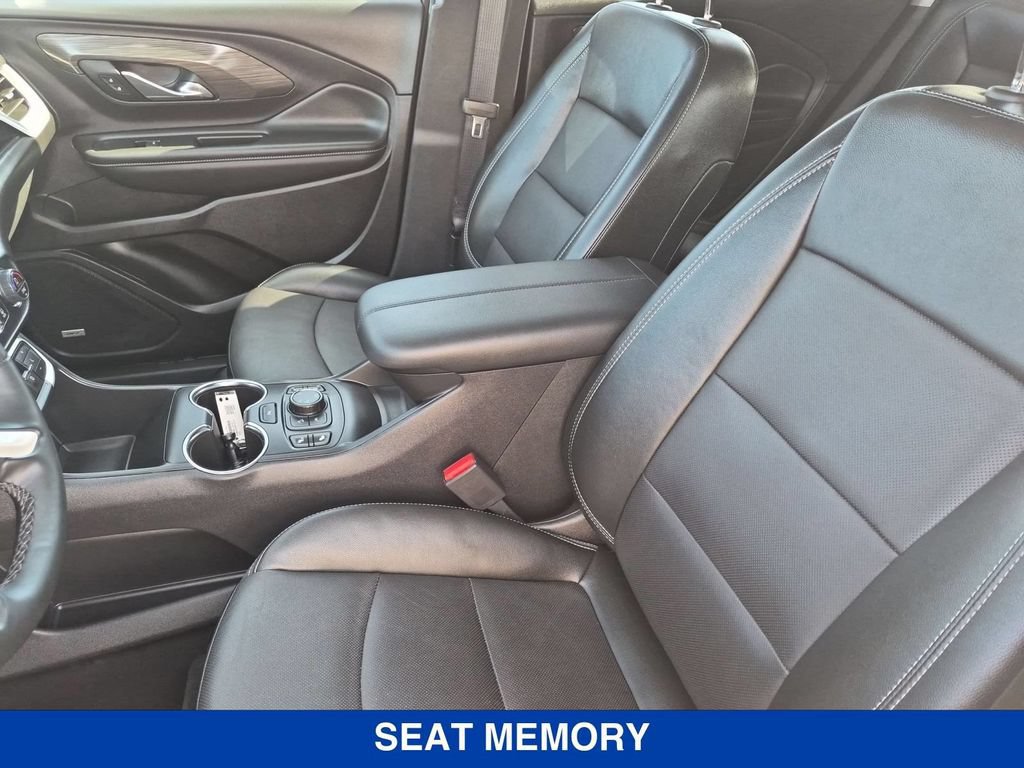 Used 2024 GMC Terrain SLT w/ Infotainment Package II AWD/4WD image 13