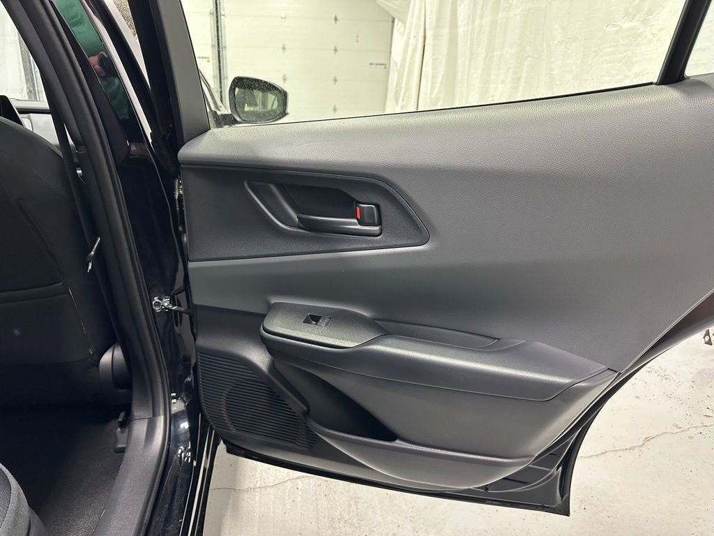 Used 2025 Toyota Prius LE FWD image 51