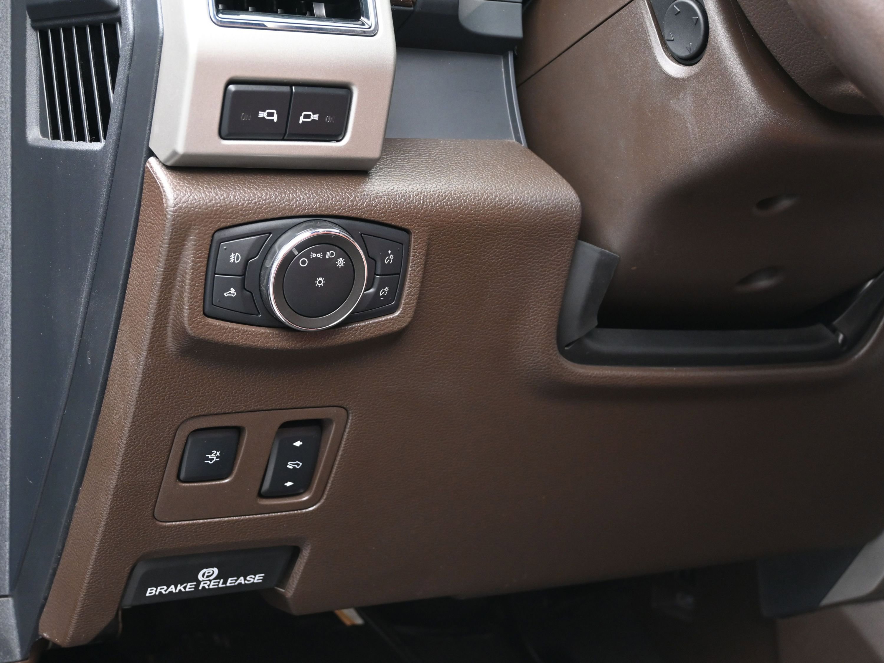 Used 2022 Ford F250 King Ranch w/ FX4 Off-Road Package AWD/4WD image 23