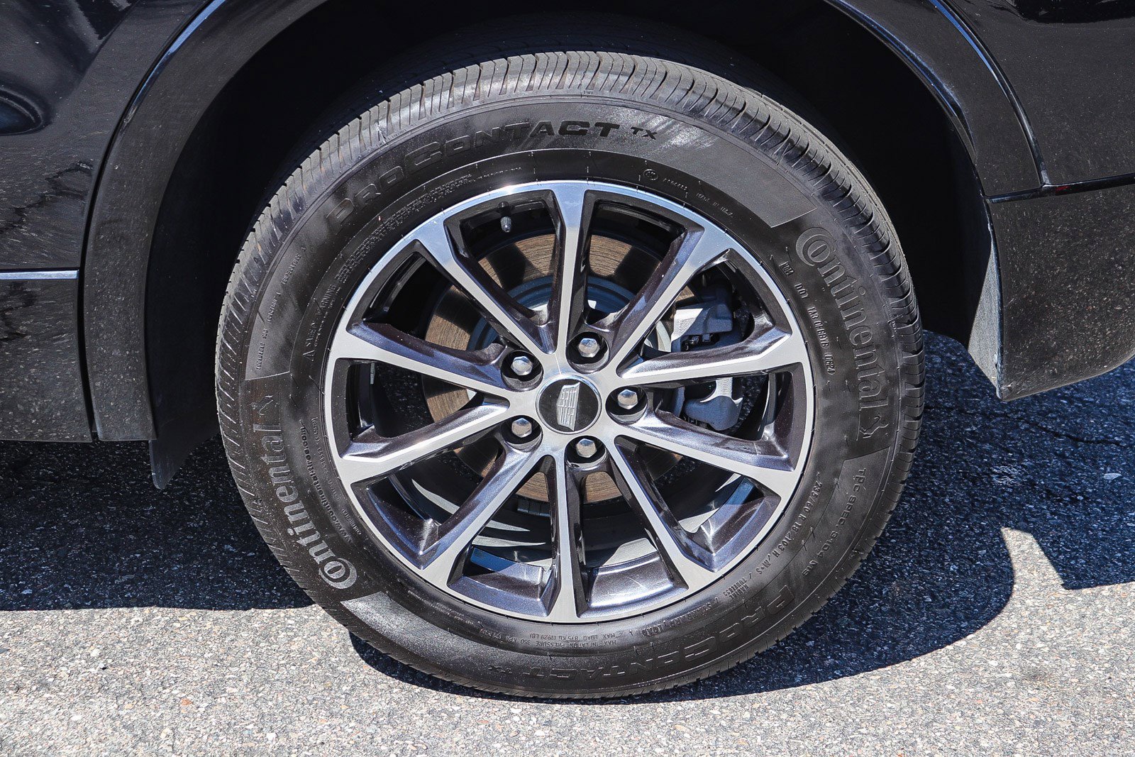 Used 2024 Cadillac XT4 Sport w/ Cold Weather Package image 14
