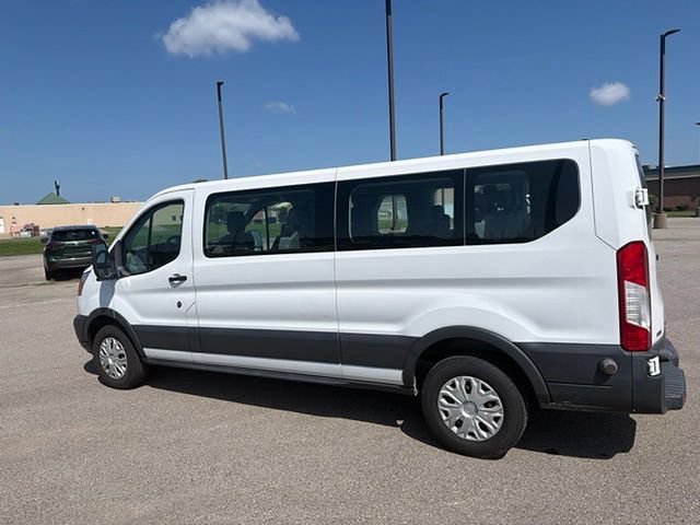 Used 2018 Ford Transit 350 XLT RWD image 3