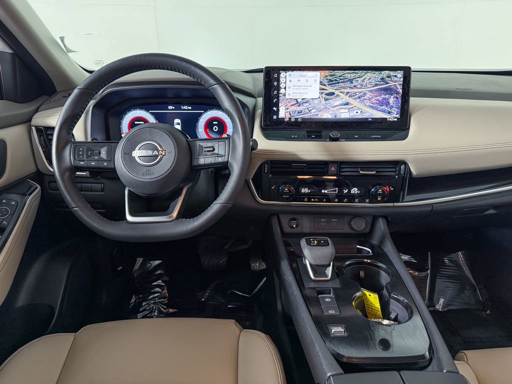 Certified 2024 Nissan Rogue SL FWD image 40