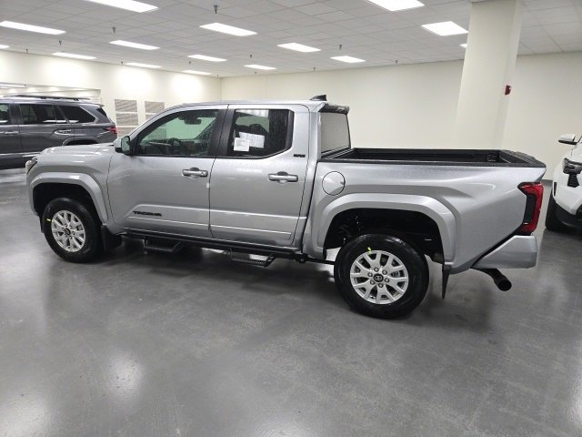 New 2026 Toyota Tacoma SR5 image 3