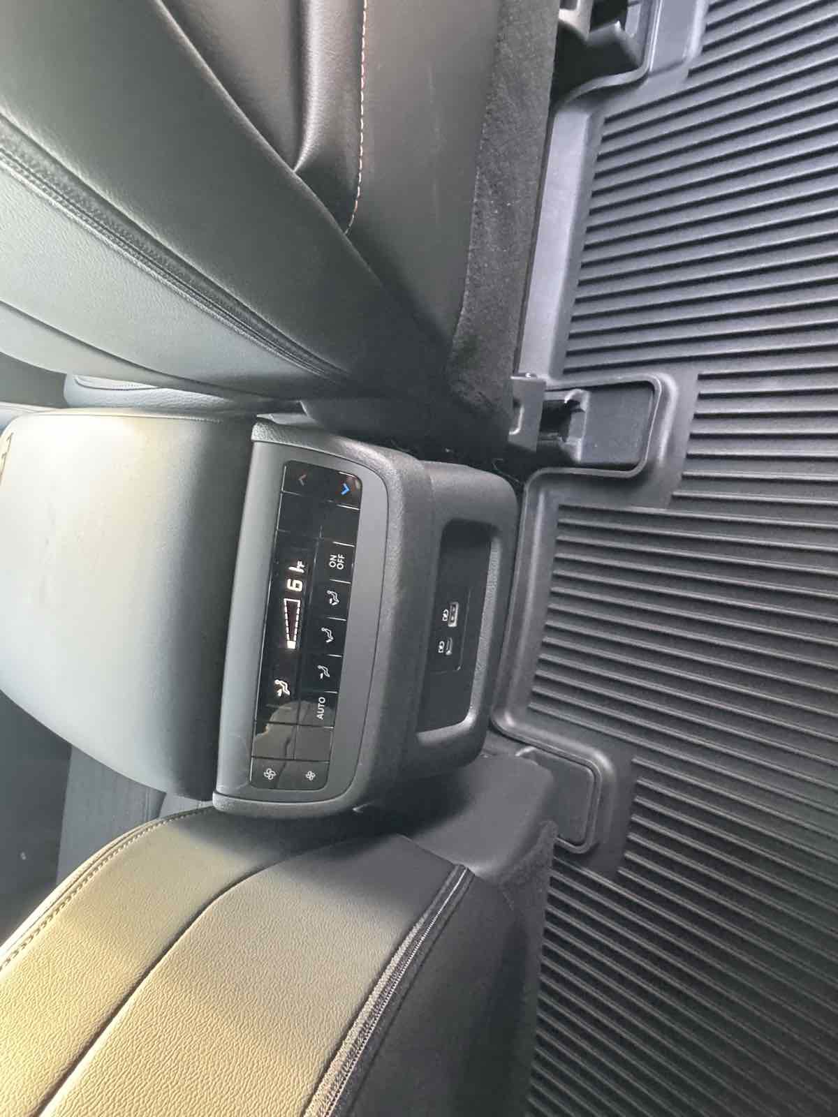 Used 2025 Nissan Pathfinder Rock Creek image 21