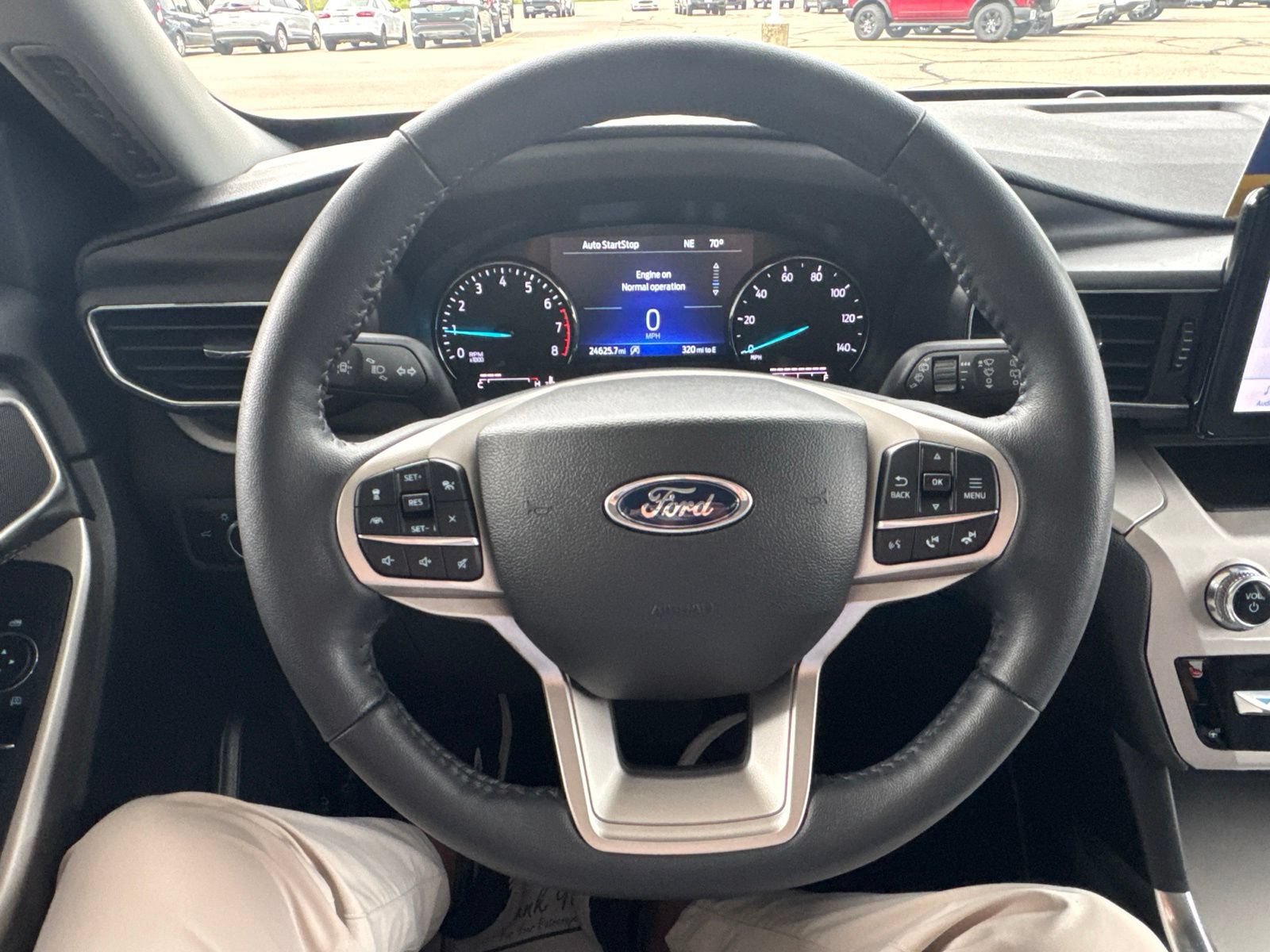 Certified 2023 Ford Explorer XLT w/ Equipment Group 202A AWD/4WD image 30