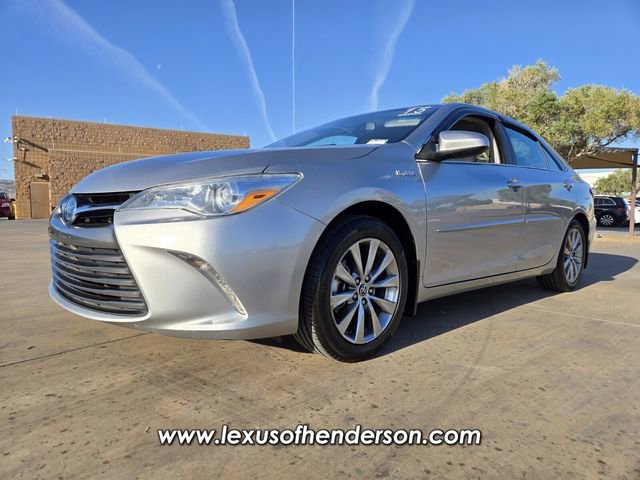 Used 2015 Toyota Camry XLE w/ Moonroof Package video 2