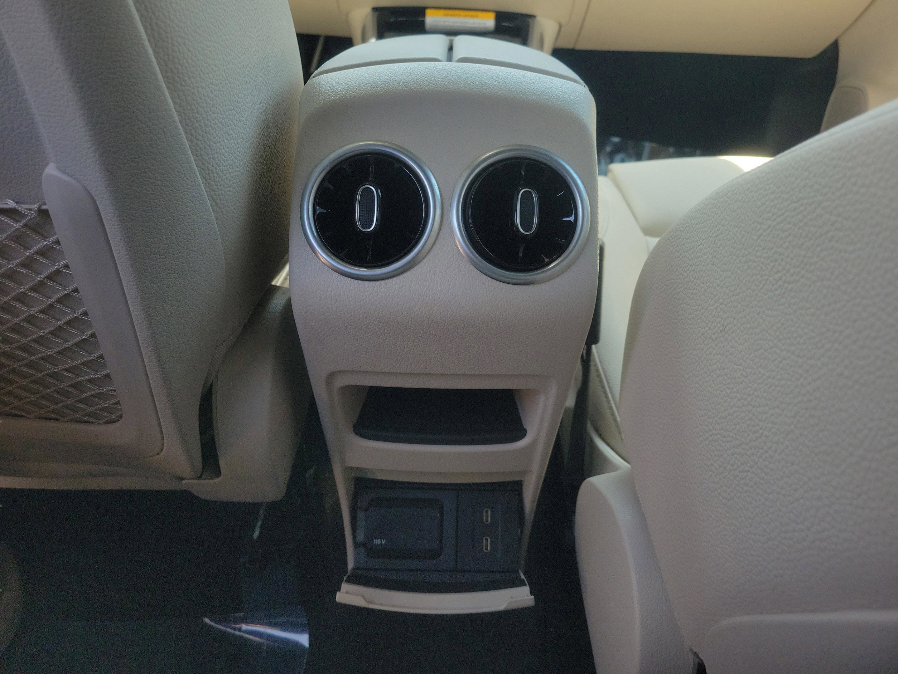 Certified 2026 Mercedes-Benz GLB 250 image 17