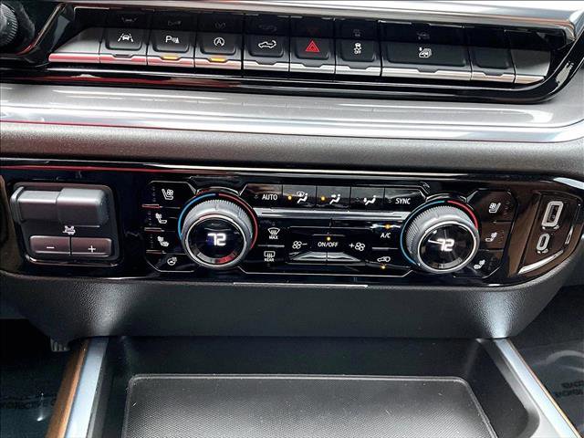 Used 2024 Chevrolet Silverado 1500 High Country AWD/4WD image 24