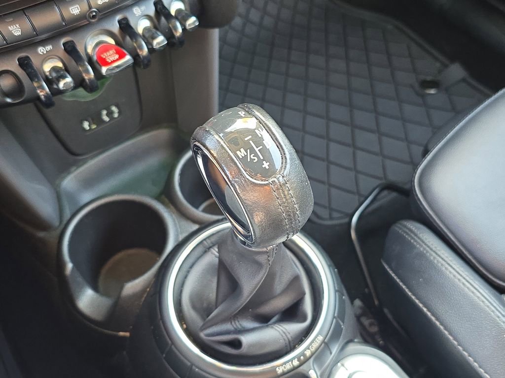 Used 2016 MINI Cooper 2-Door Hardtop image 21