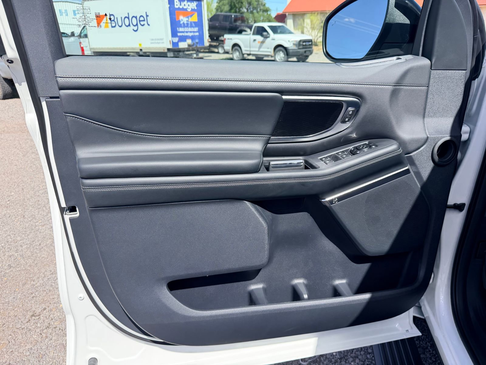 New 2026 Ford Expedition Max Platinum AWD/4WD image 9