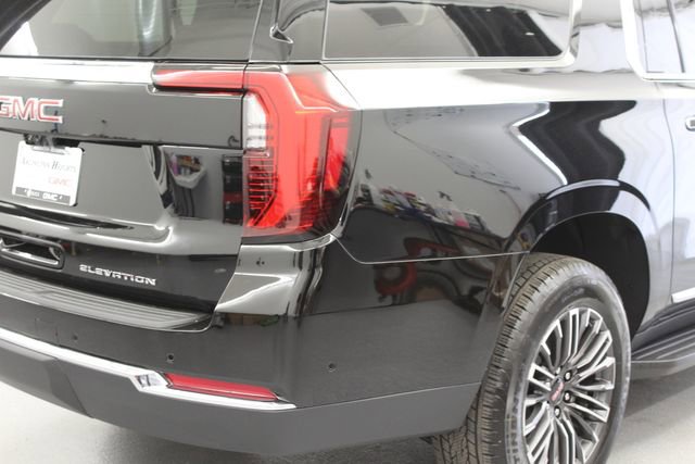 New 2026 GMC Yukon XL Elevation w/ Elevation Premium Package AWD/4WD image 11