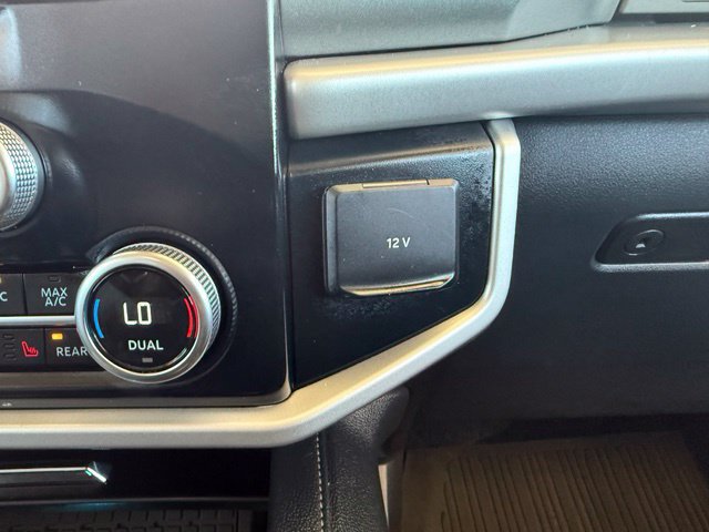 Used 2024 Ford Expedition XLT RWD image 23