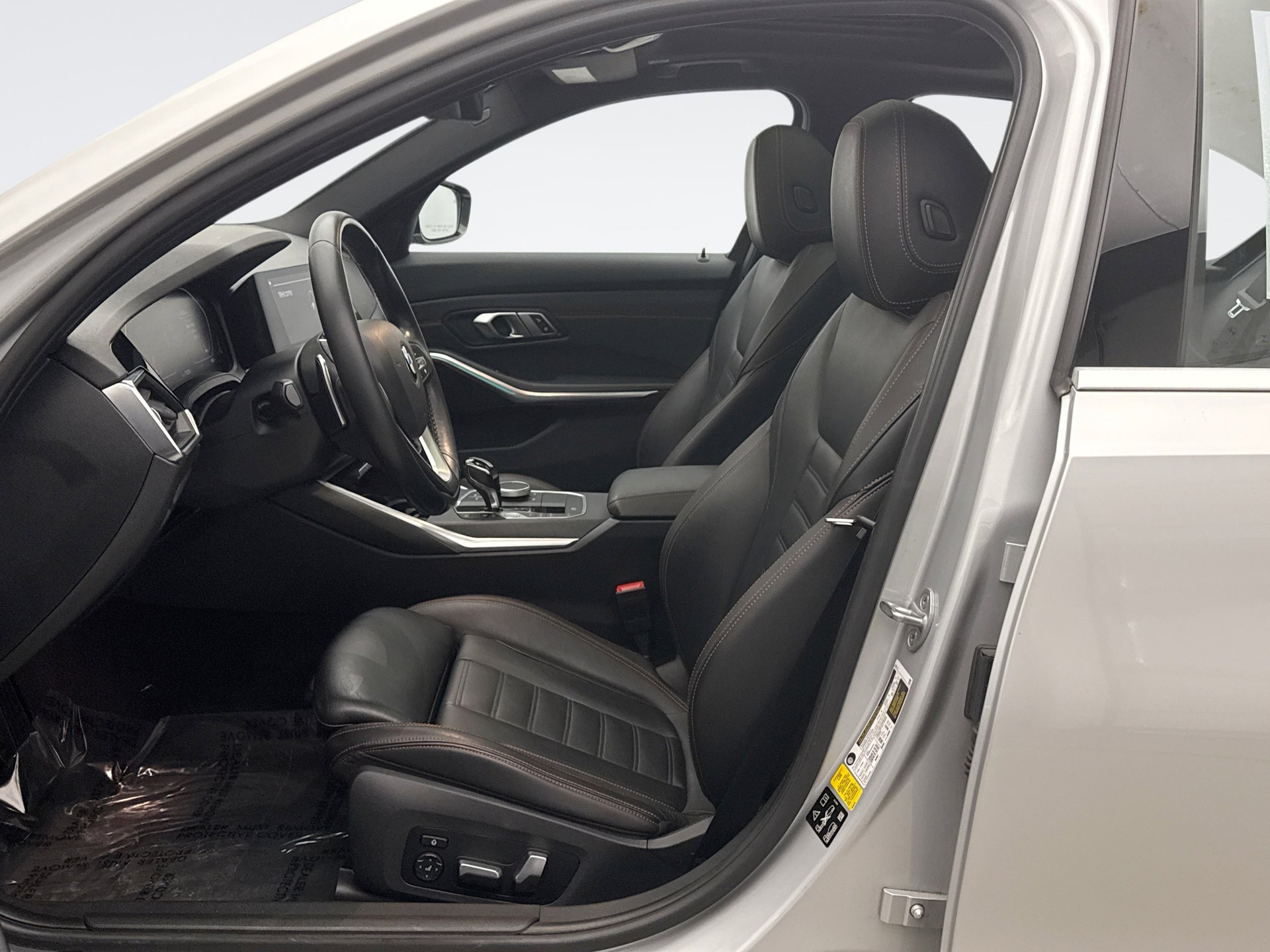 Used 2019 BMW 330i xDrive Sedan w/ Premium Package image 11