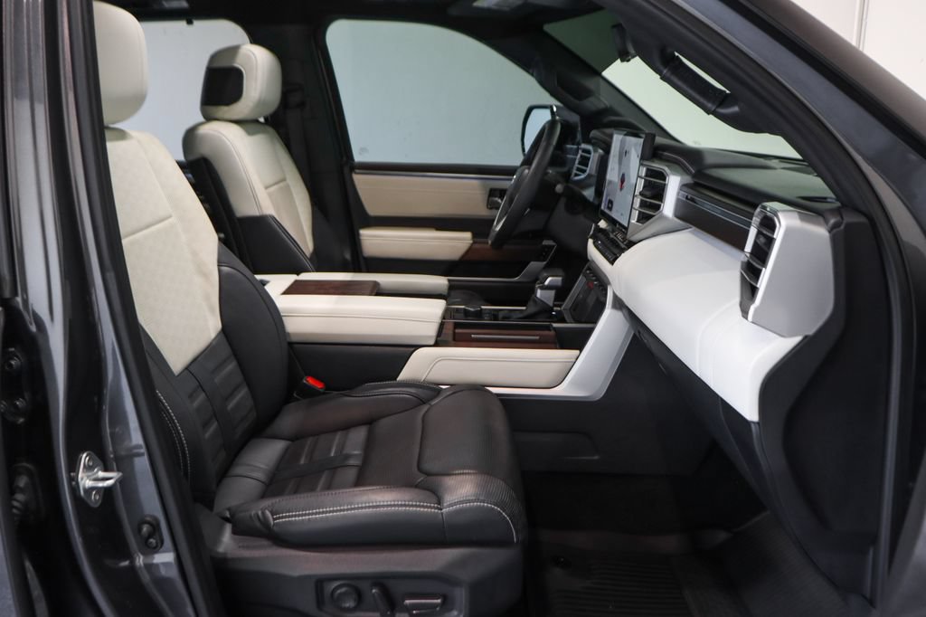 Used 2024 Toyota Sequoia Capstone AWD/4WD image 49