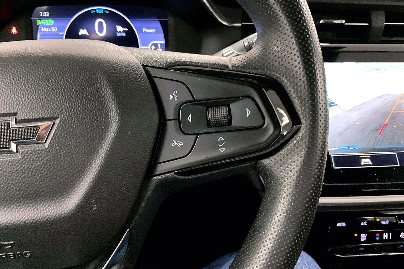 Used 2023 Chevrolet Bolt EUV LT w/ Driver Confidence Package image 18