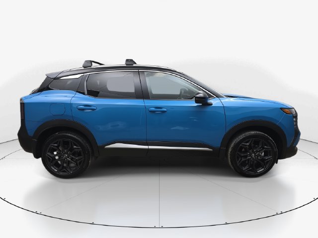 New 2027 Nissan Kicks SR w/ SR Premium Package FWD image 5