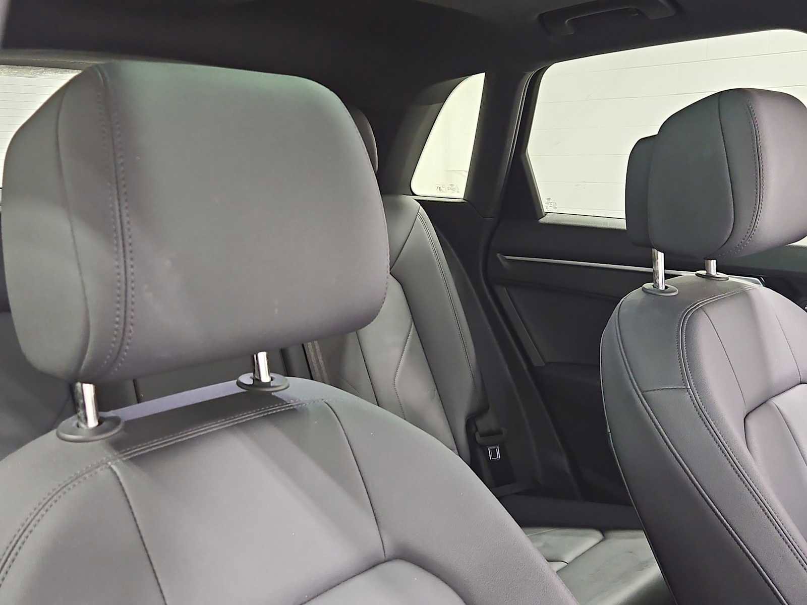 Used 2022 Audi Q3 2.0T Premium image 21