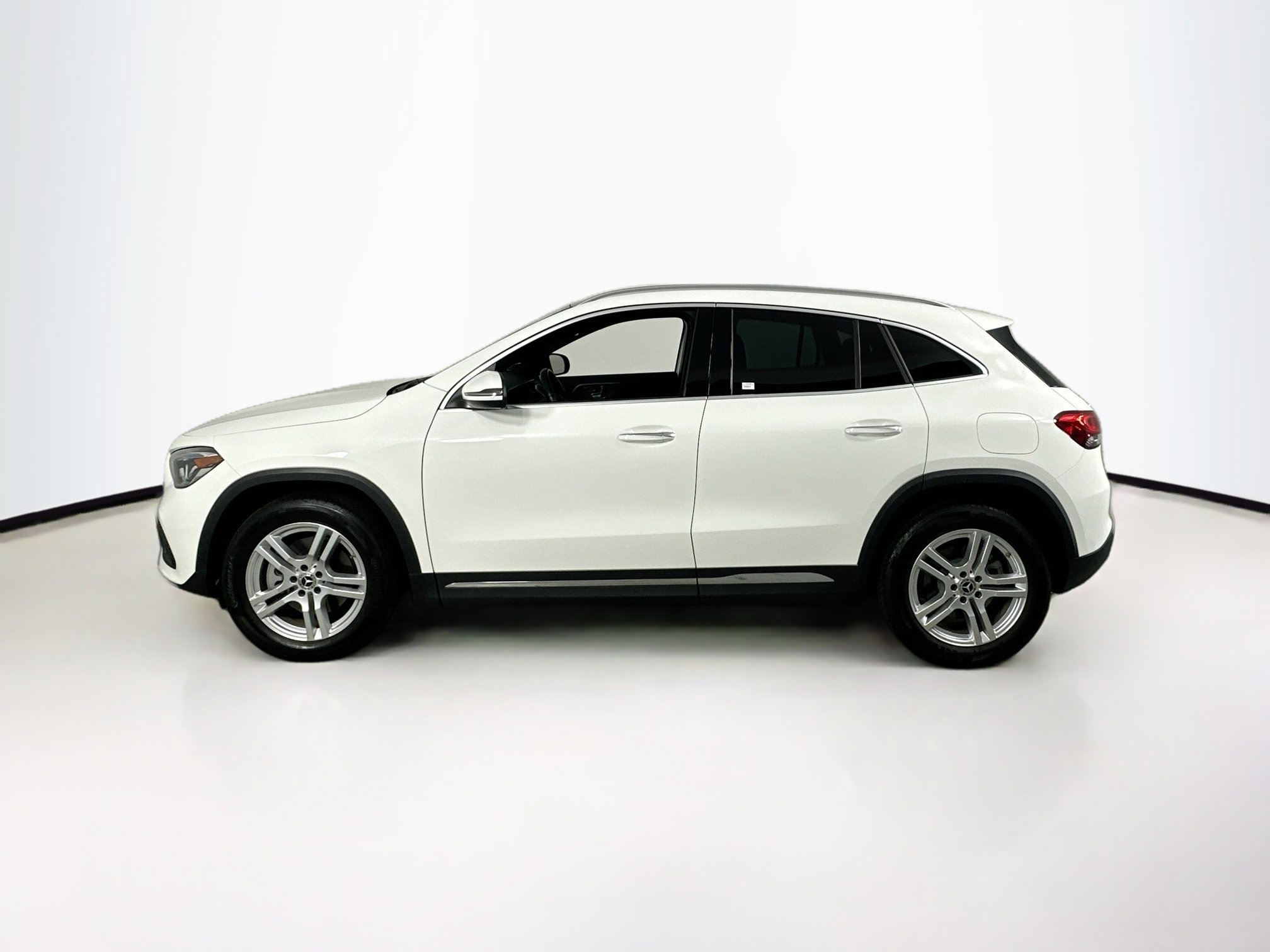 Used 2021 Mercedes-Benz GLA 250 4MATIC image 8