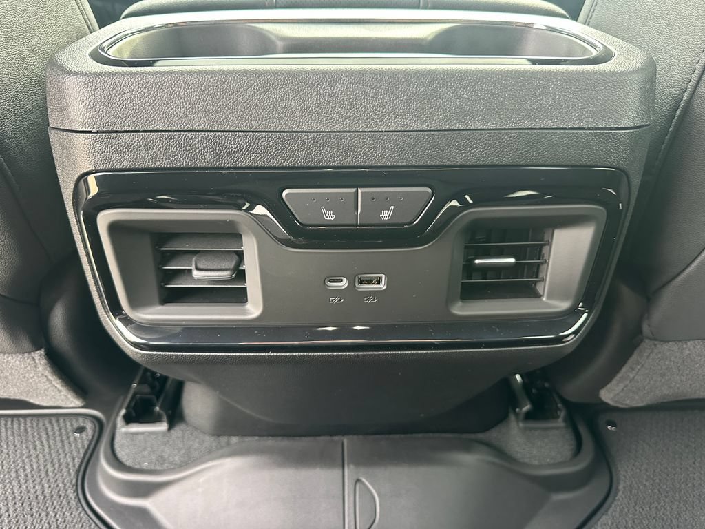 New 2026 GMC Sierra 2500 AT4 w/ AT4 Premium Plus Package AWD/4WD image 38