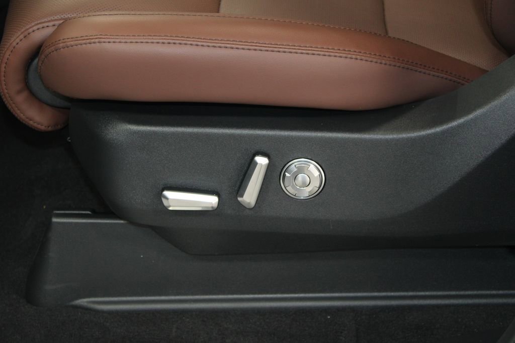 New 2026 Lincoln Navigator L Reserve image 26