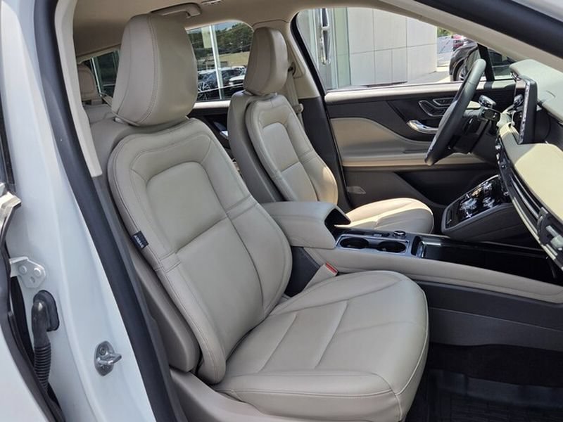 Used 2022 Lincoln Corsair FWD image 18
