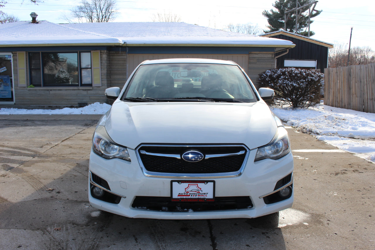Used 2015 Subaru Impreza 2.0i Limited image 3