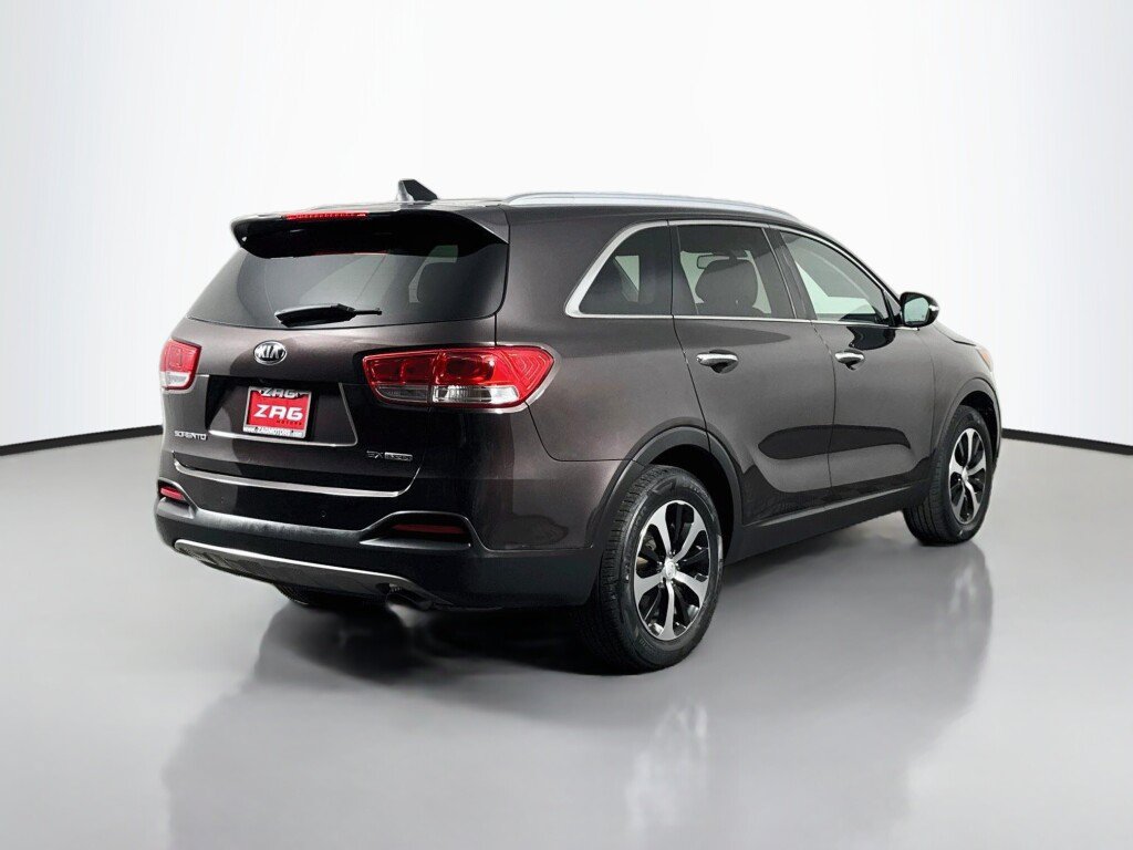 Used 2016 Kia Sorento EX FWD image 5