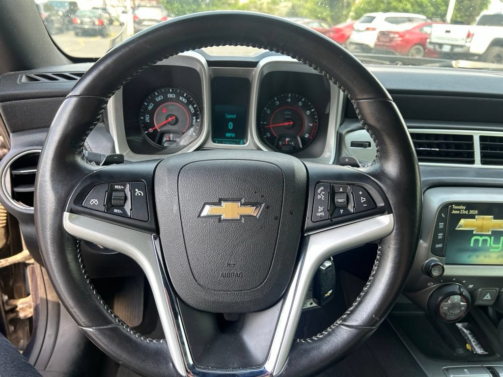 Used 2015 Chevrolet Camaro LT w/ Rear Vision Package RWD image 5