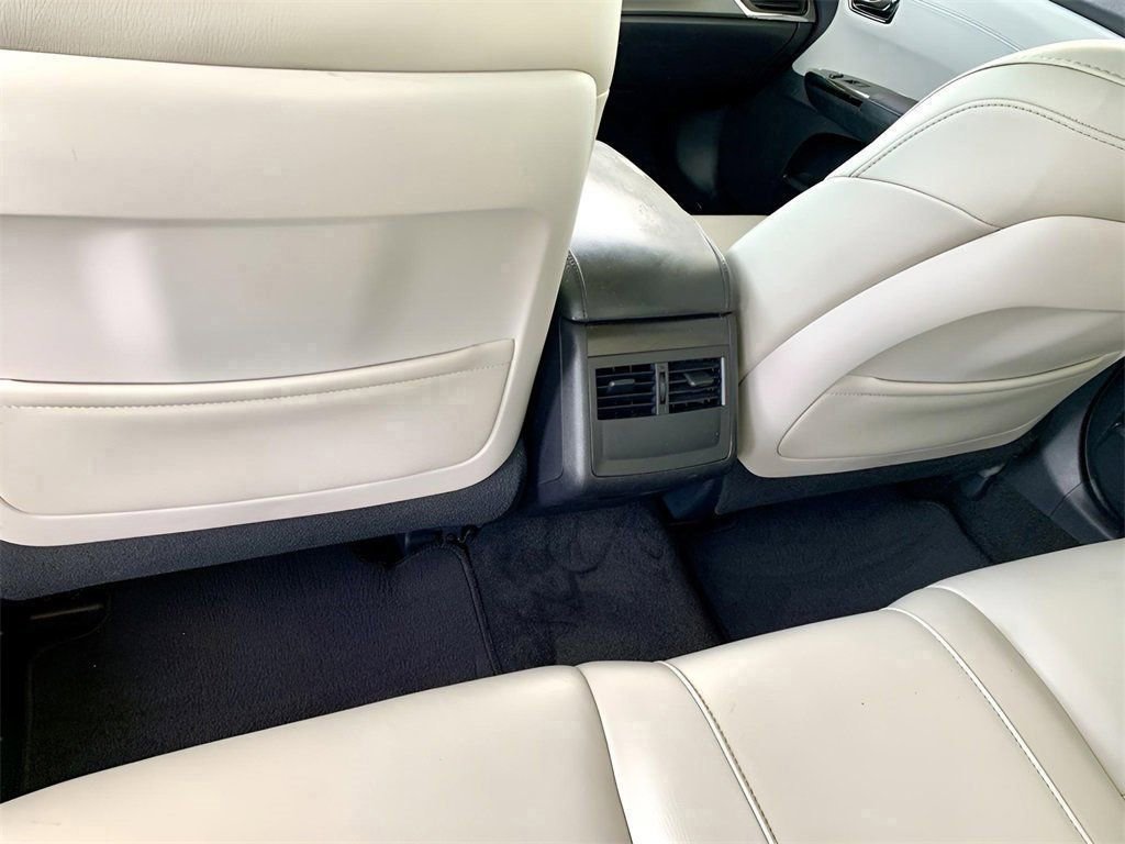 Used 2017 Toyota Avalon XLE Premium image 20