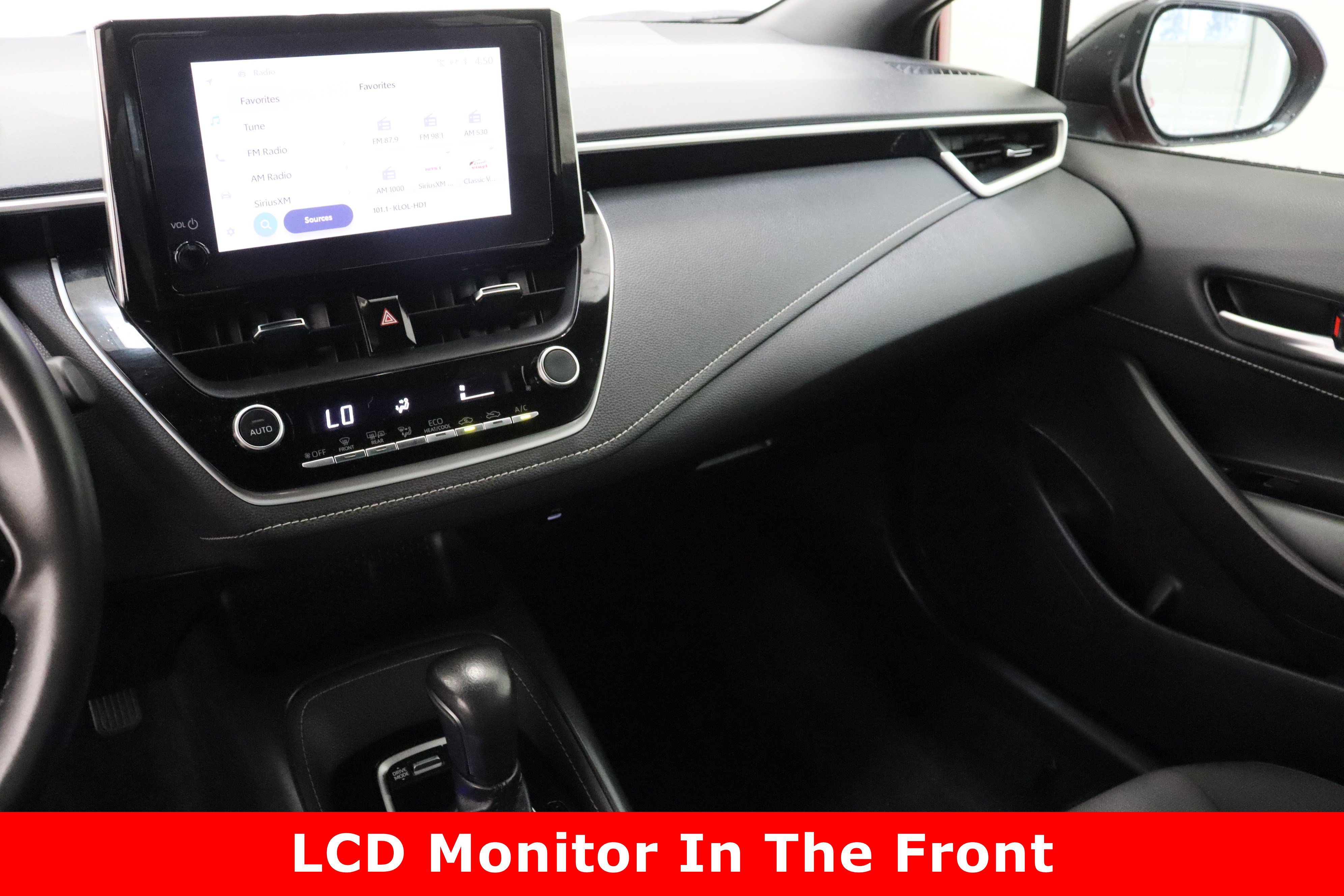 Used 2025 Toyota Corolla SE image 15