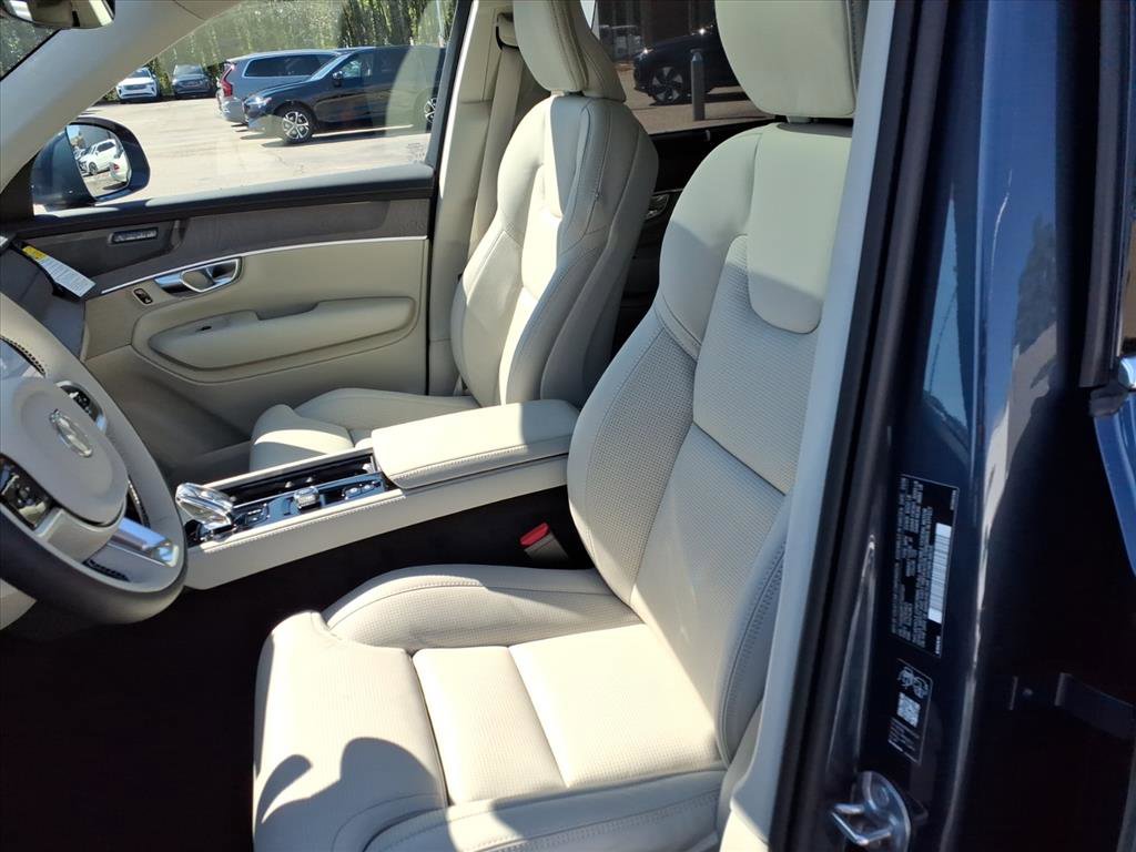 New 2026 Volvo XC90 T8 Ultra w/ Protection Package Premier image 15