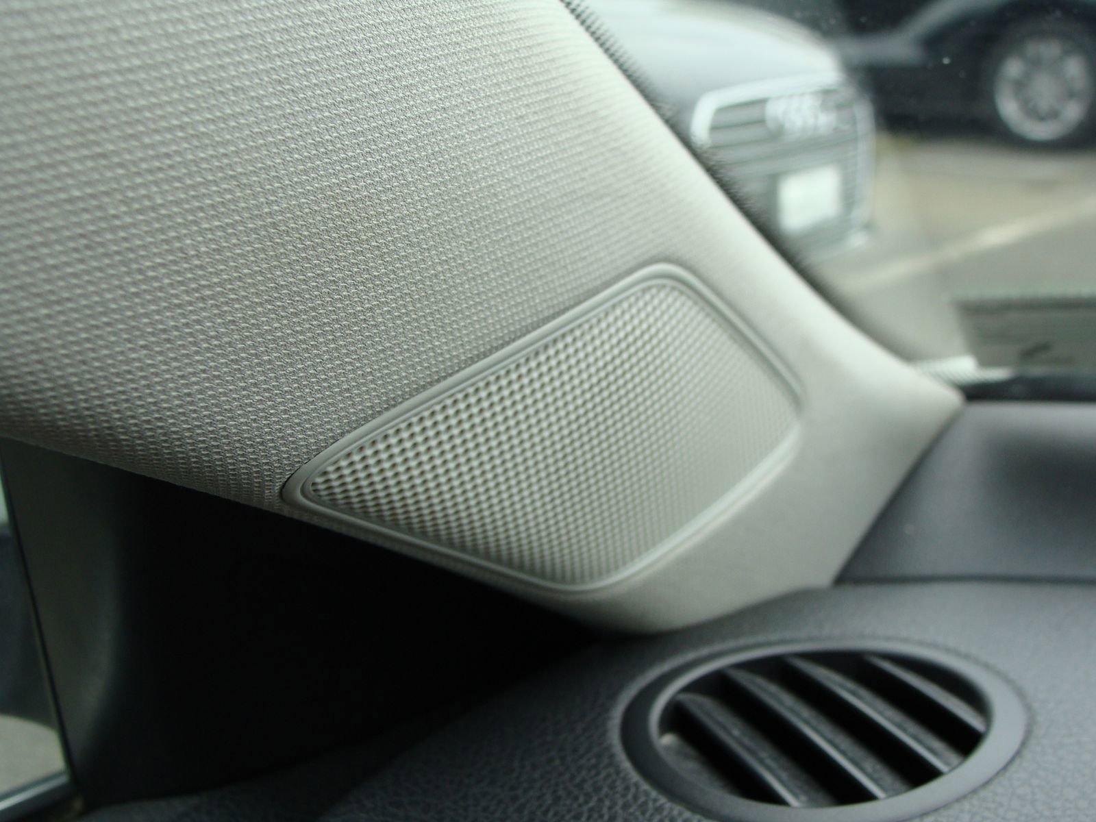 Used 2015 Volkswagen Jetta SE FWD image 27