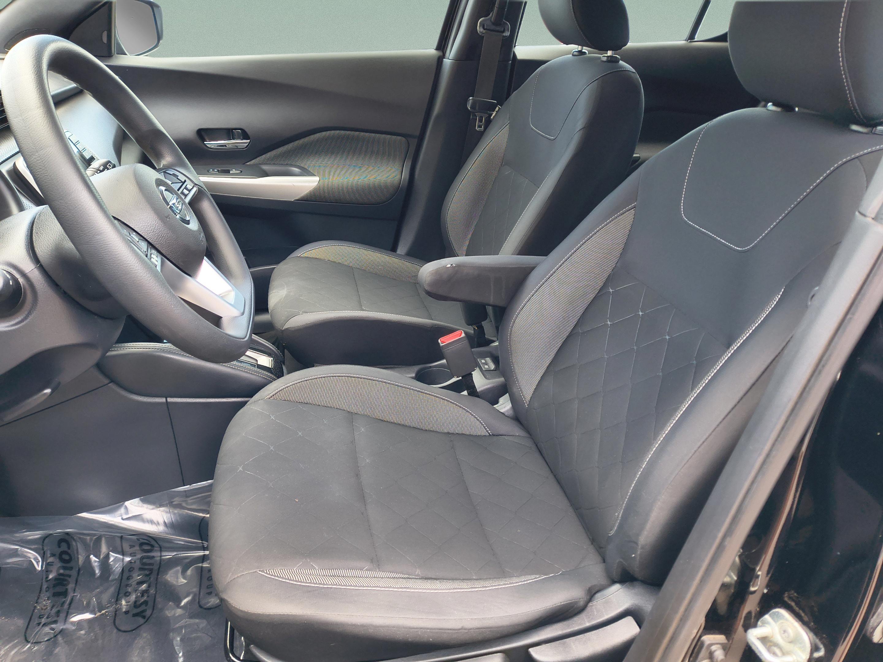 Used 2019 Nissan Kicks SV FWD image 19