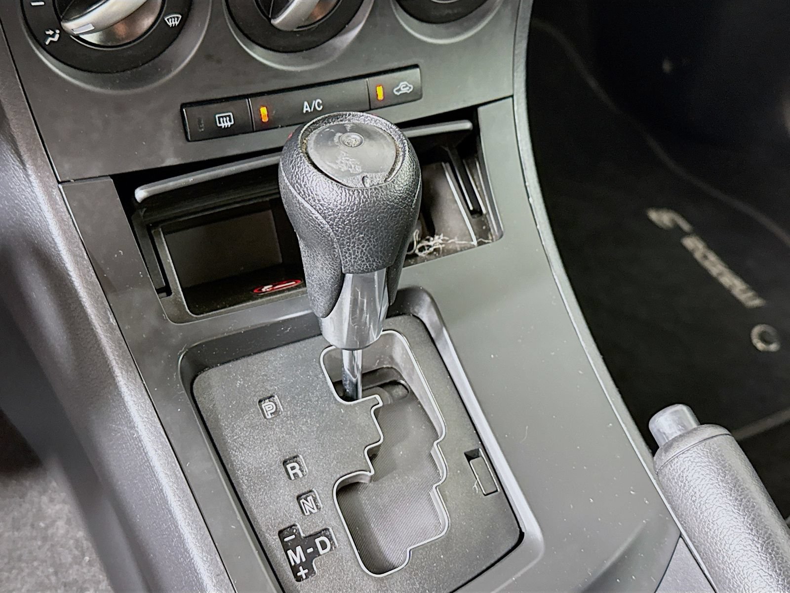 Used 2013 MAZDA MAZDA3 i Sport FWD image 15