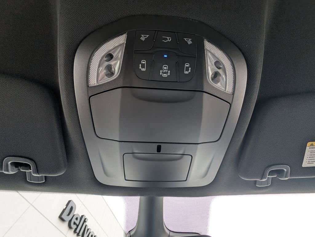 New 2026 Chrysler Pacifica Select w/ S Appearance Package image 34