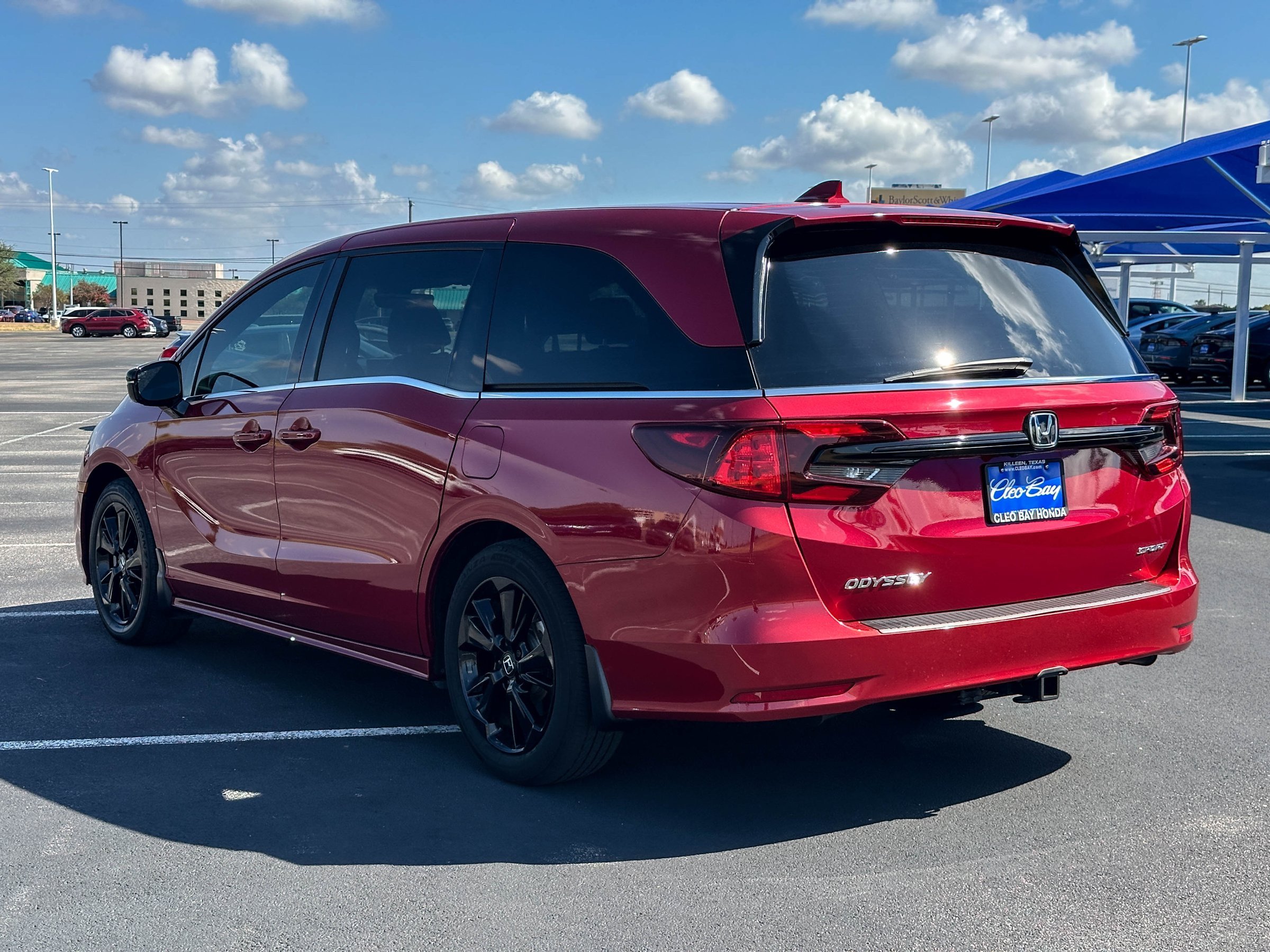 Certified 2024 Honda Odyssey Sport image 8