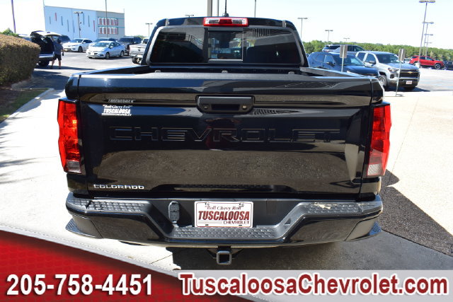 Certified 2024 Chevrolet Colorado Trail Boss w/ Advanced Trailering Package AWD/4WD image 9