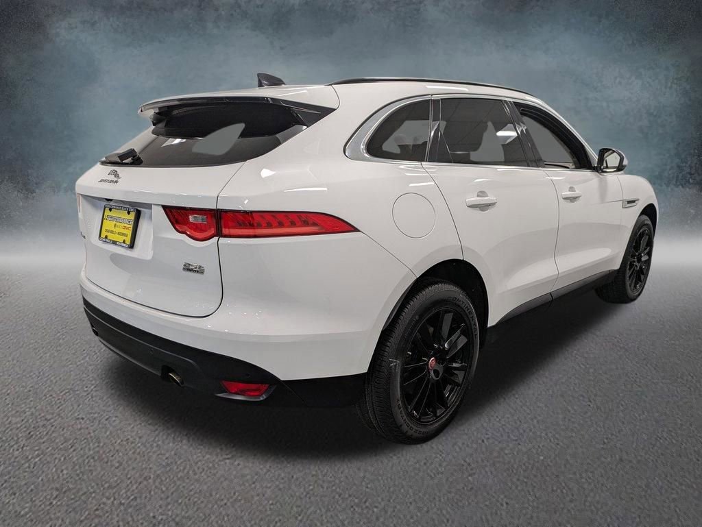 Used 2020 Jaguar F-PACE Prestige image 4