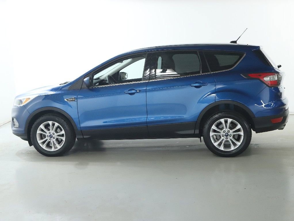Used 2017 Ford Escape SE image 39