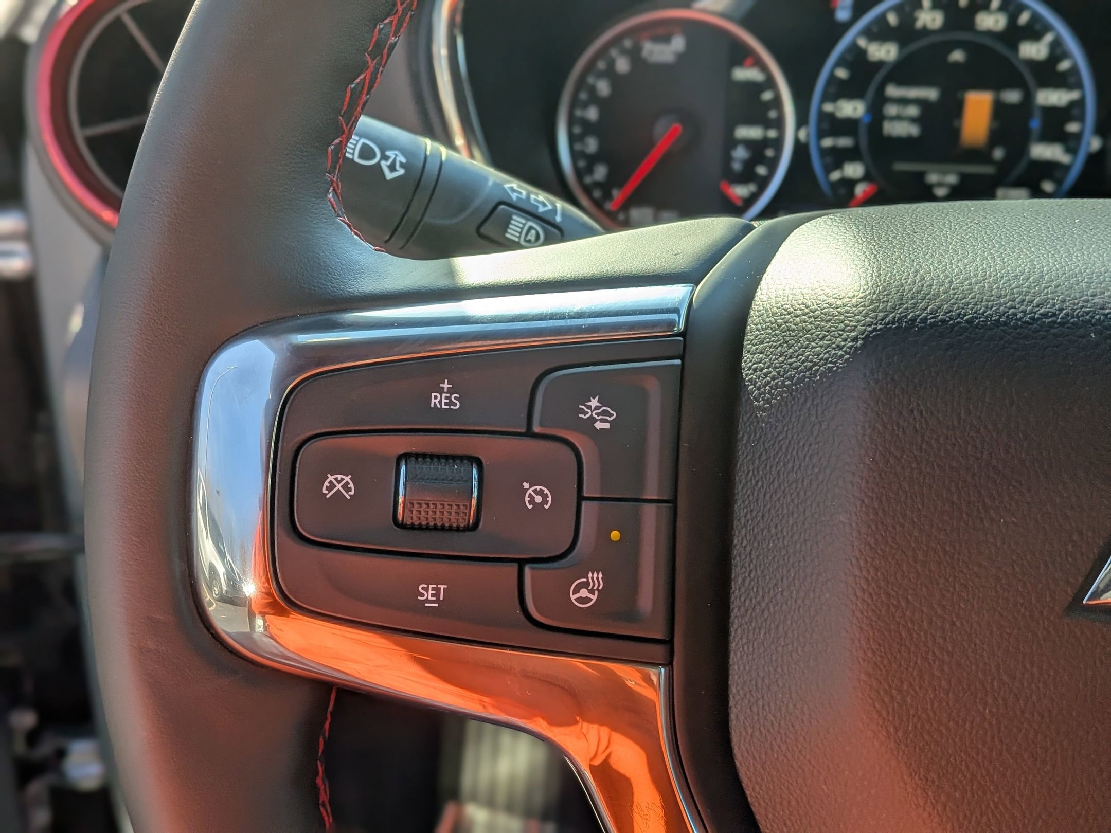 Certified 2025 Chevrolet Blazer RS image 21