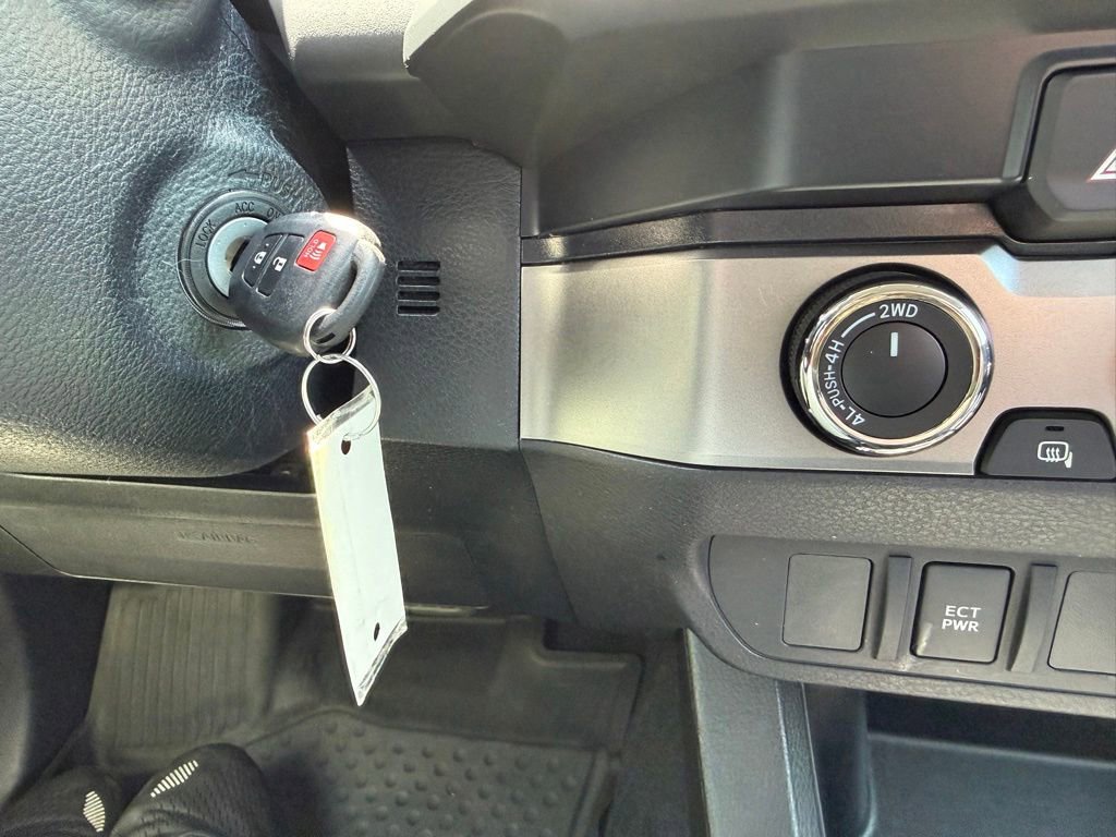 Certified 2021 Toyota Tacoma SR AWD/4WD image 20