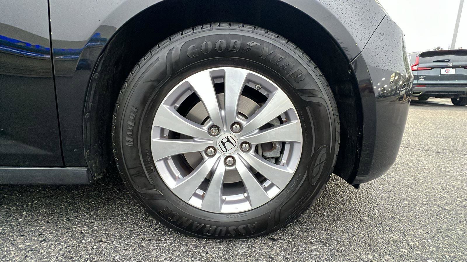 Used 2016 Honda Odyssey EX-L image 11