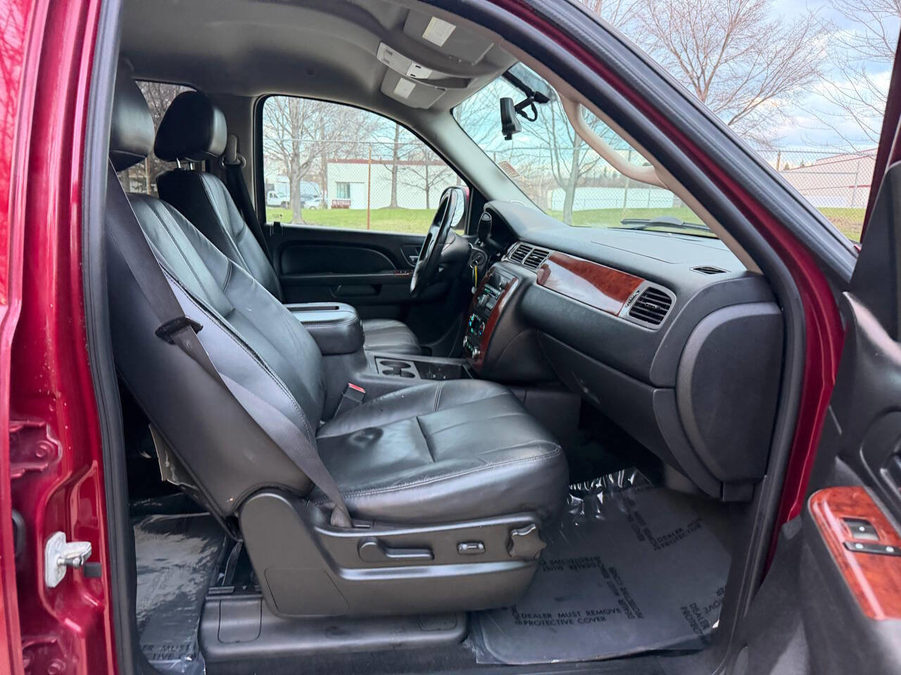 Used 2011 Chevrolet Tahoe LT image 8