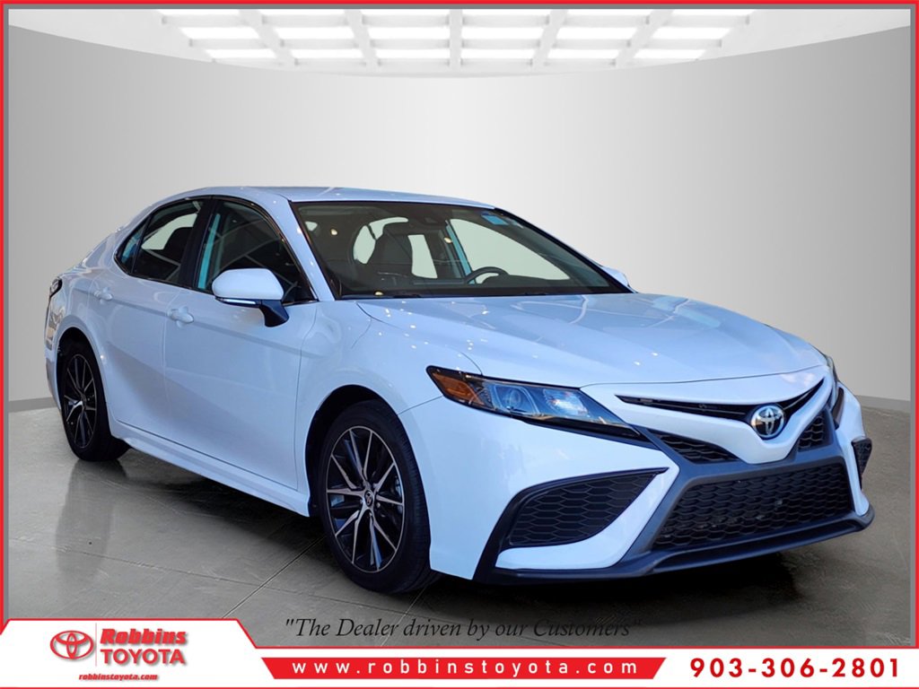 Used 2022 Toyota Camry SE